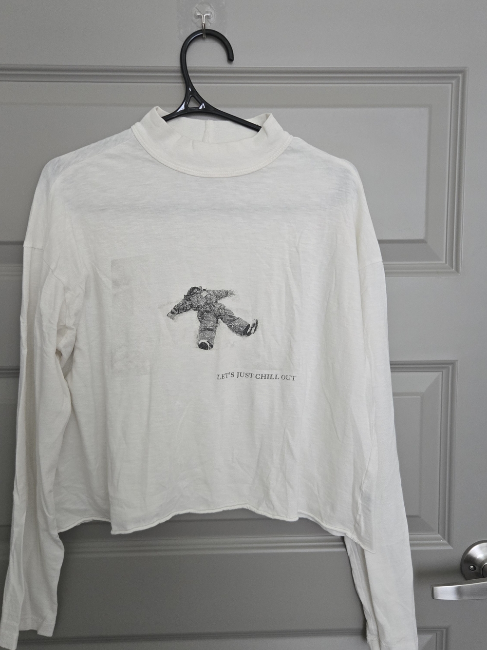 Aerie White Long-Sleeve Mock Neck Tee with Black Graphic